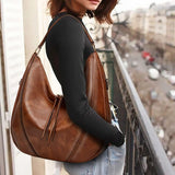 Large Capacity PU Leather Tote Handbag - Brown