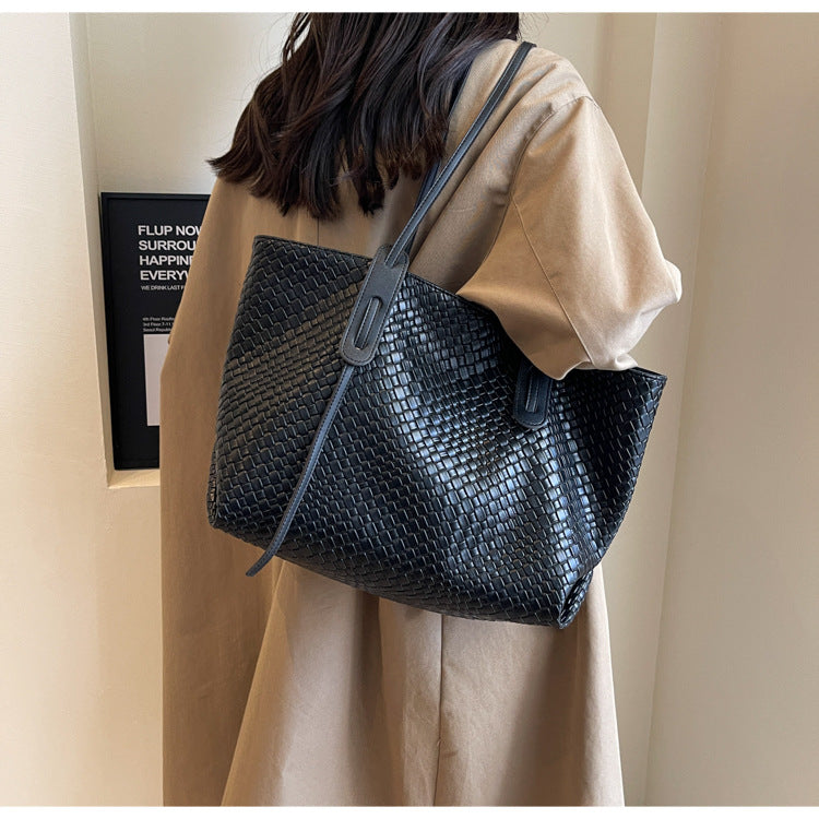 Black Chic Woven PU Leather Tote Bag - Large Capacity
